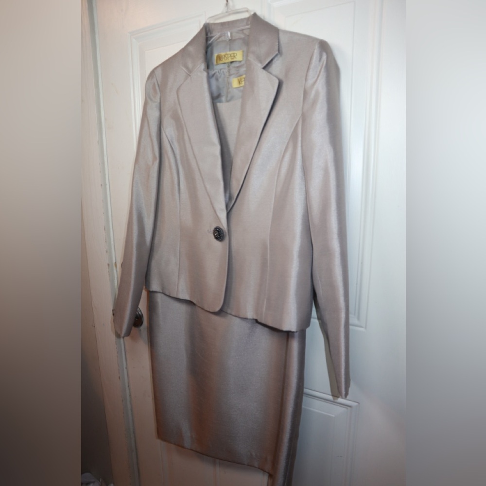 Kasper Shiny One-Button Jacket & Dress SIZE 4